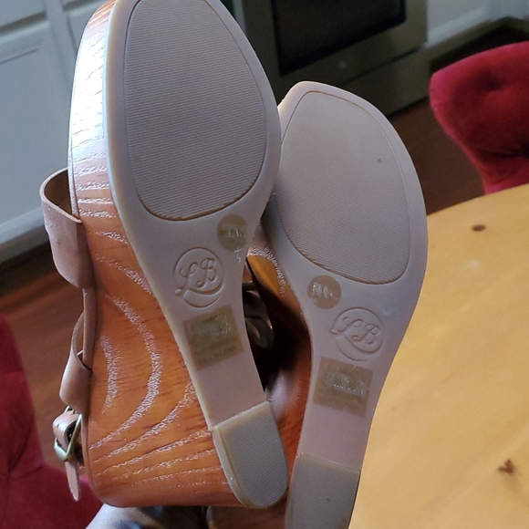 Lucky Brand leather wedge sandals - Picture 4 of 4
